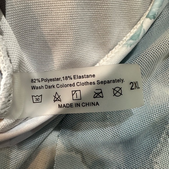 Elegant Blue Women's SWIM TOP. SEXY TOP CAN GO WITH SHORTS/SKIRT/OR IN THE POOL. - Picture 11 of 12